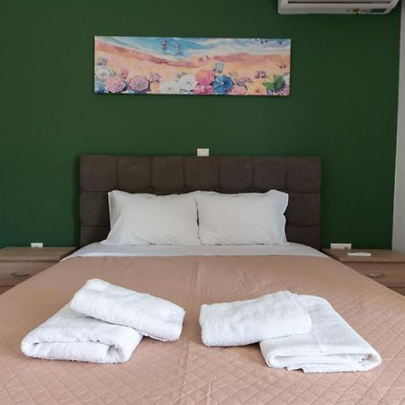 Sea View Apartment In Alimos Region Athènes Extérieur photo